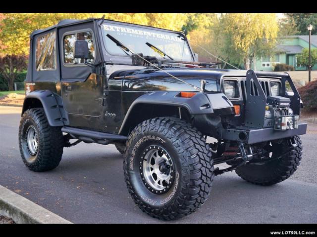 1993 jeep wrangler 35" tires lifted 12k winch 5 speed 5 speed manual 2-door suv