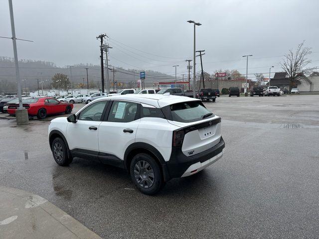 2025 nissan kicks s
