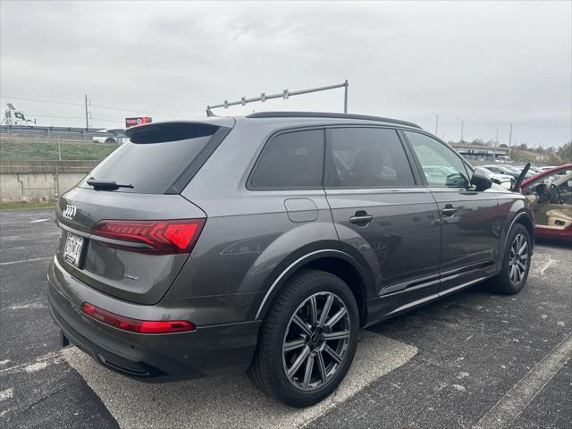 2024 audi q7 45 premium plus