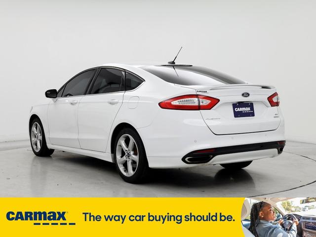 2016 ford fusion se