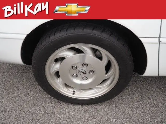 1993 chevrolet corvette 89336 miles white 2dr hatchback automatic