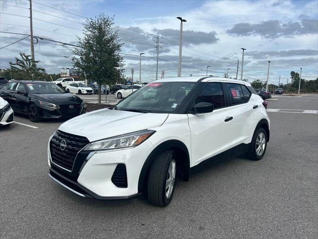 2023 nissan kicks s