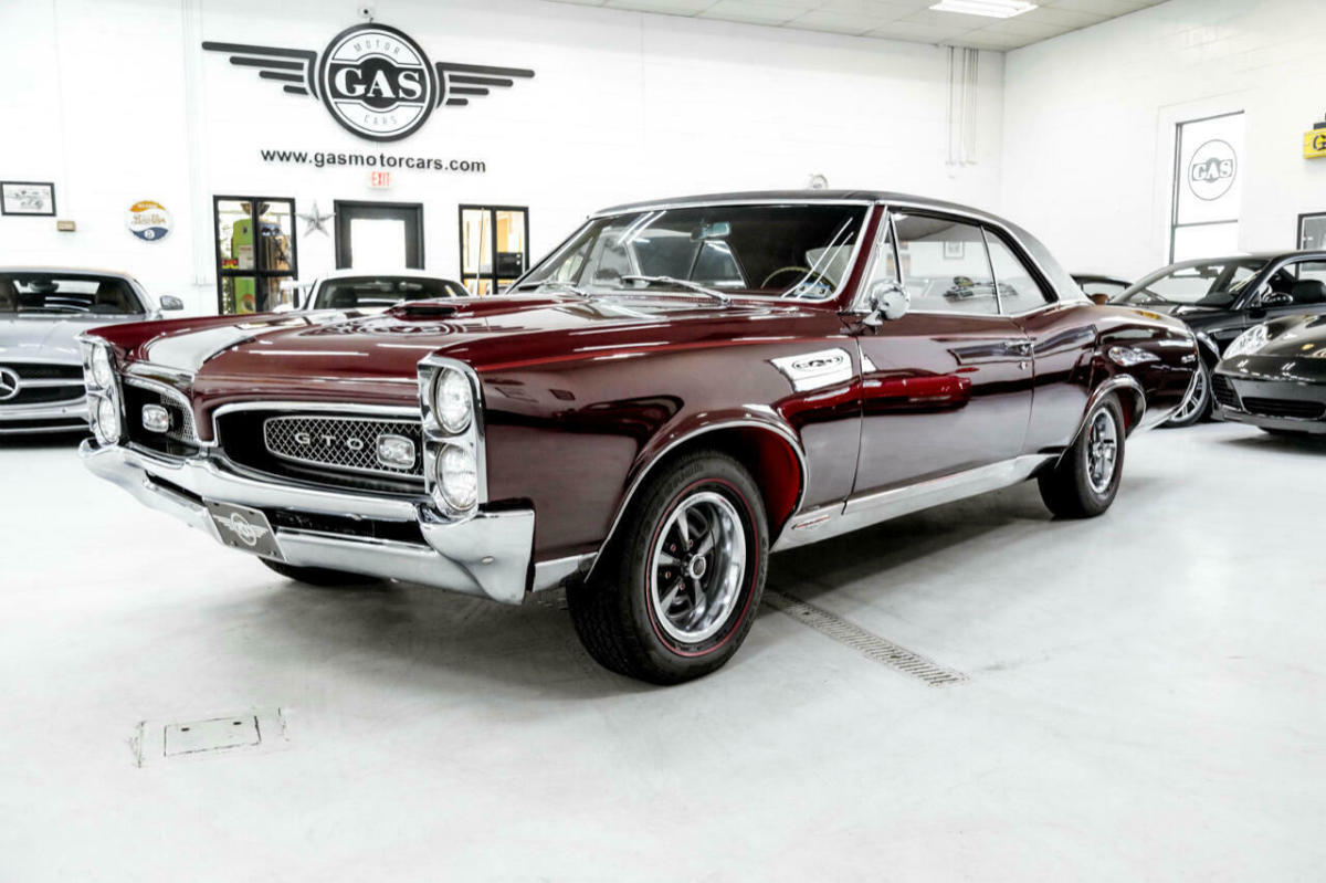 1967 pontiac gto 2dr cpe