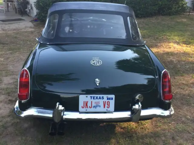 1966 mg mgb roadster in british racing green