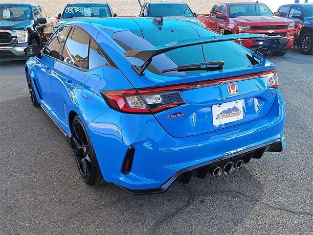 2024 honda civic type r base