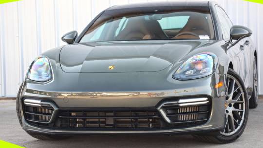 2022 Porsche Panamera