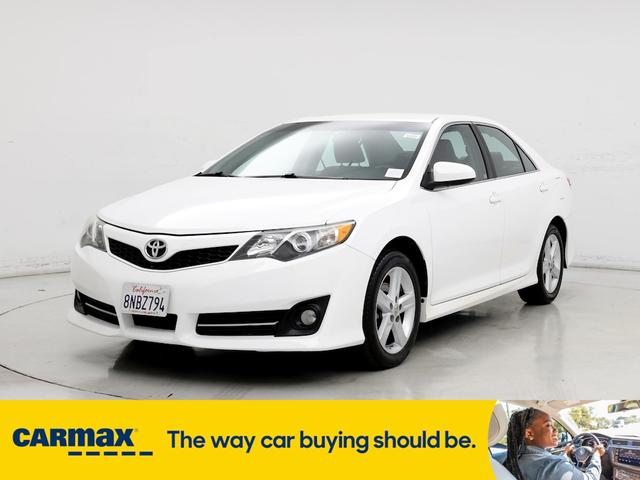 2014 toyota camry le