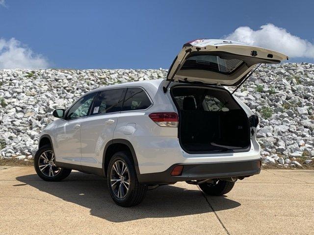 new 2019 toyota highlander le meridian, ms 39302 for sale in meridian, mississippi