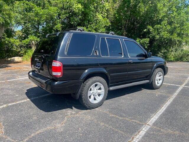 2002 nissan pathfinder le