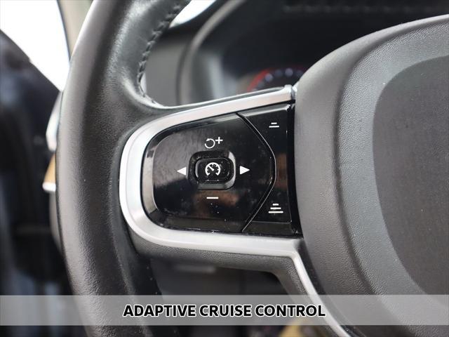 2021 volvo xc90 t6 momentum