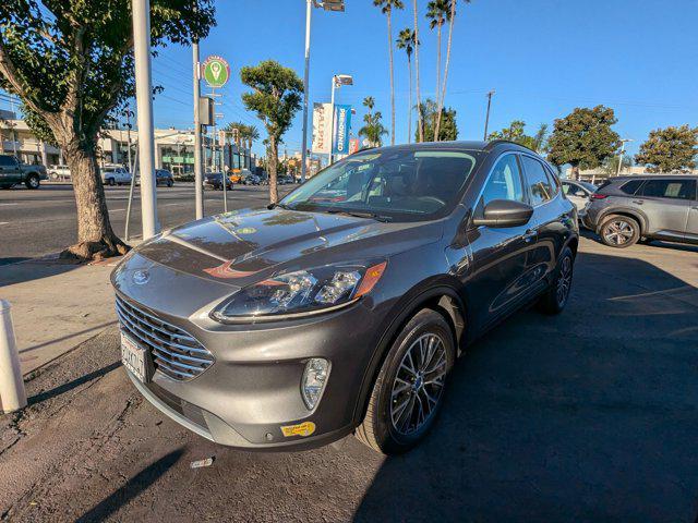 2022 ford escape titanium