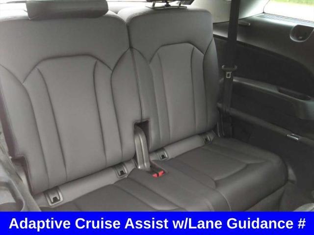 2022 audi q7 55 premium plus