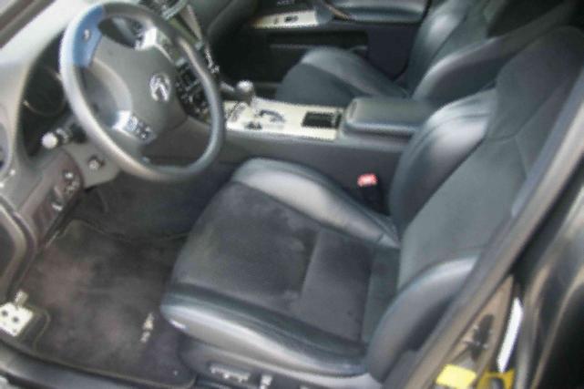 2011 lexus is-f base