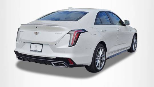 2022 Cadillac CT4 s