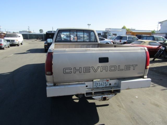 c 1989 chevrolet c2500 cheyenne used 5.7l v8 16v automatic no reserve