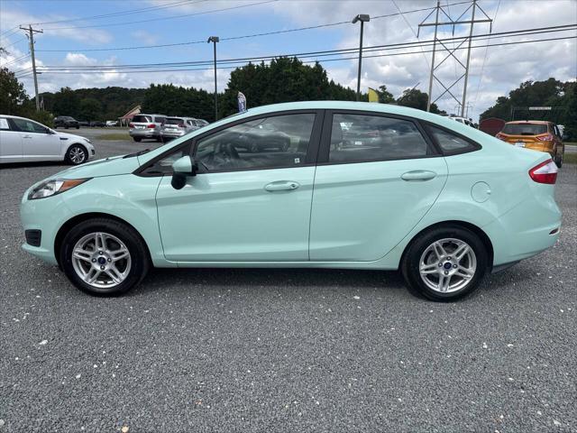 2017 ford fiesta se