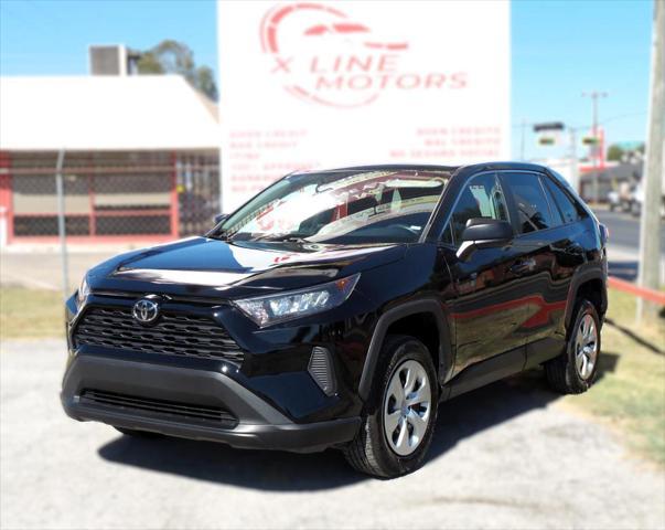 2022 toyota rav4 le