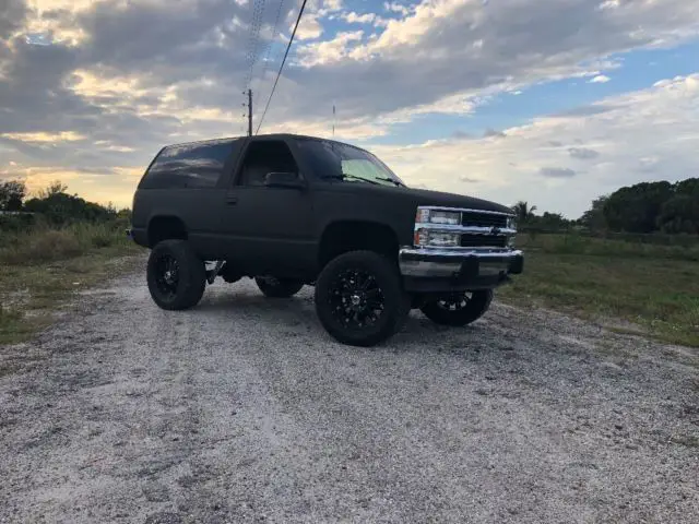 1994 chevrolet 2 door tahoe blazer 4x4