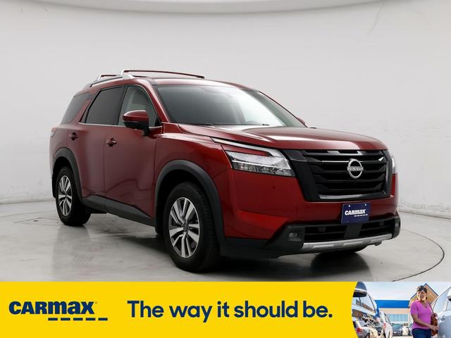 2023 nissan pathfinder sl