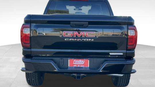 2024 GMC Canyon