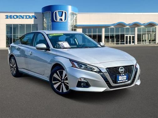 2020 nissan altima