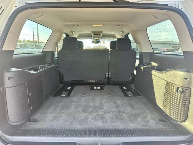 2011 chevrolet suburban ls