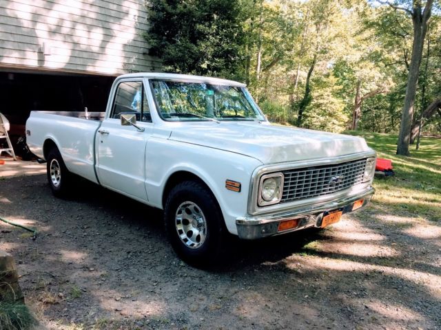 1971 c-10 - garaged 350 v8, auto, clean in out, str8 body, nice driver