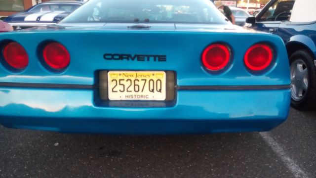chevrolet corvette 1984 / new tranny, all new tune/belts hoses/ battery
