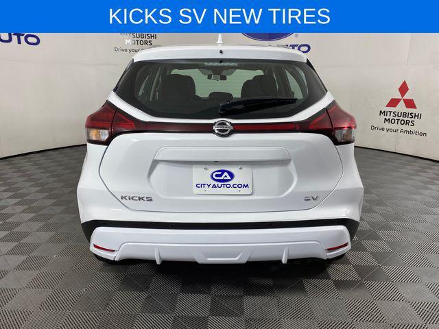 2021 nissan kicks sv