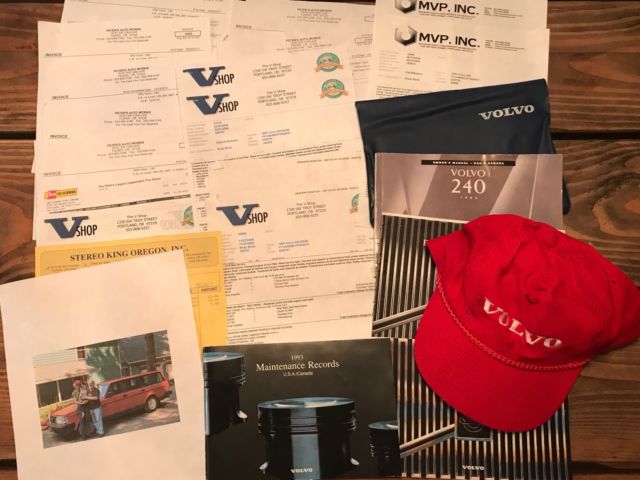 1993 volvo 240 wagon (1 owner) (137,000 miles) (manual) (records) (oregon car)