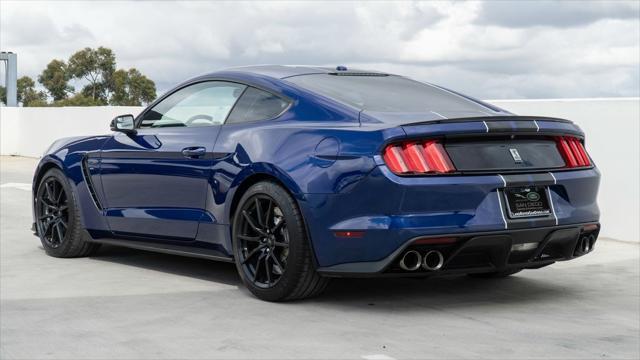 2016 ford shelby gt350 base
