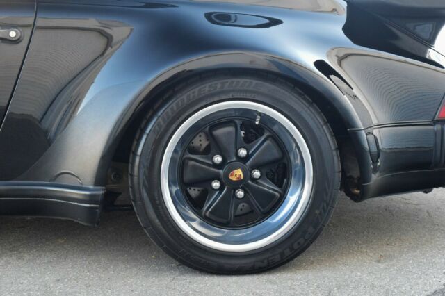 911 turbo - 930 turbo - only two picky owners since new sport seats