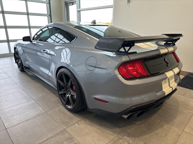 2022 ford mustang gt