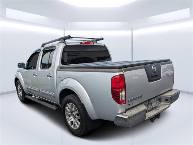 2010 nissan frontier le