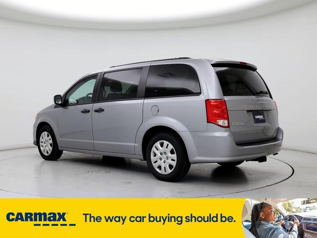2019 dodge grand caravan se