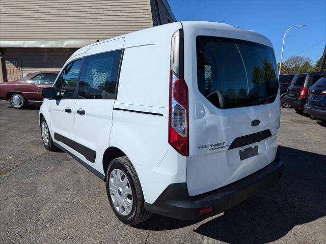 2022 ford transit connect xlt w/rear liftgate