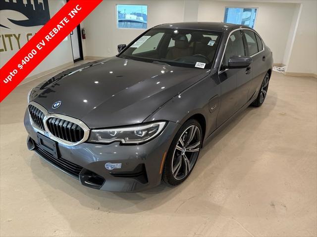2022 bmw 330e base