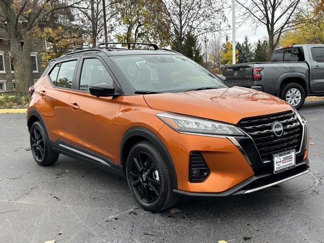 2024 nissan kicks sr