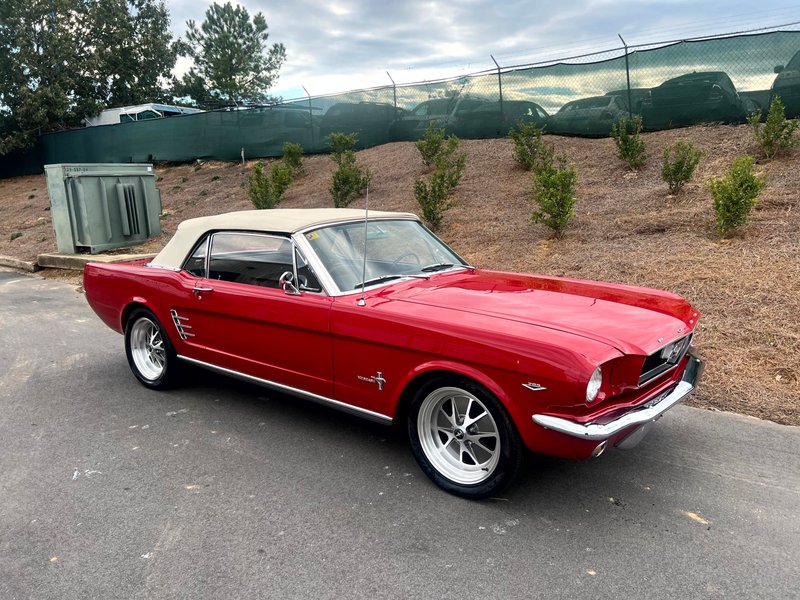 1966 ford mustang