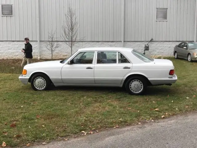 1991 mercedes-benz 560sel sedan
