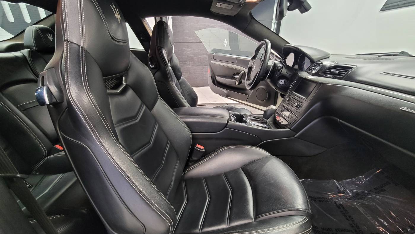 2013 maserati granturismo sport
