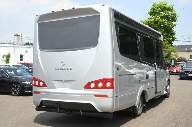 2017 mercedes-benz sprinter 3500 leisure travel van 24 corner bed