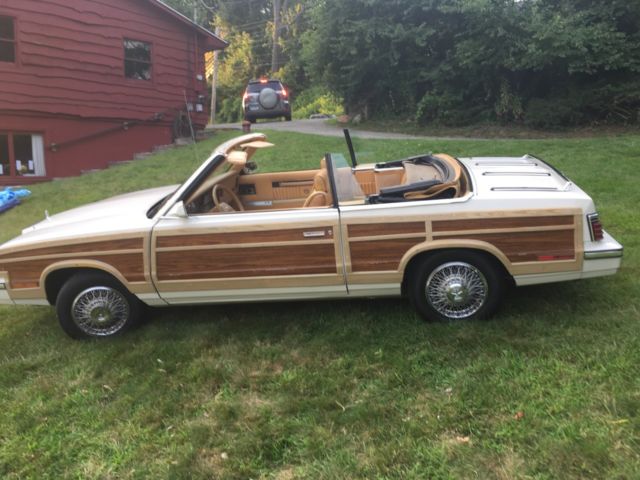 1985 chrysler lebaron convertible 44807 original miles. excellent condition