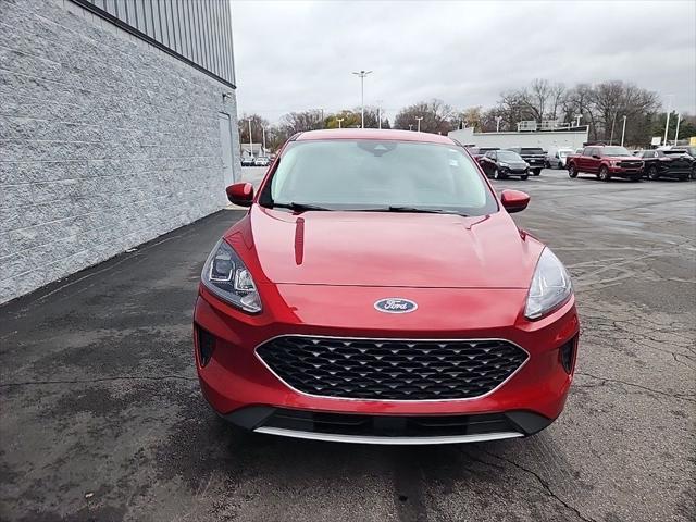 2021 ford escape se