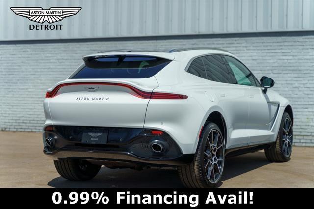 2023 aston martin dbx v8