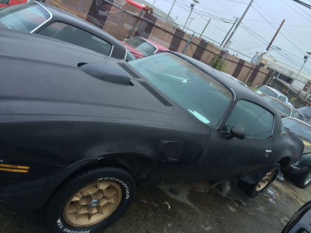 1976 pontiac trans am special edition se*needs to be restored*stored many years