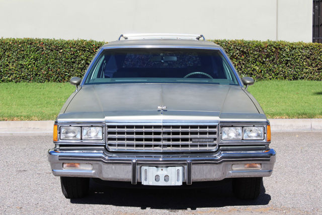 california original, 1985 chevy caprice classic wagon, 100% rust free, runs a+++