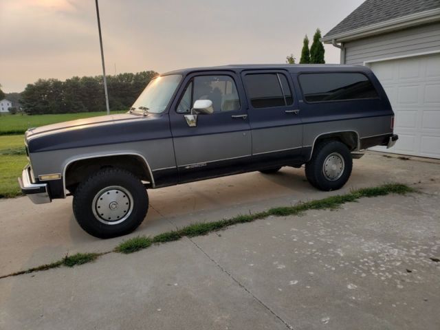 1989 chevrolet suburban k2500 - 350 v8, rust free!