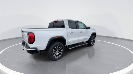 2024 GMC Canyon