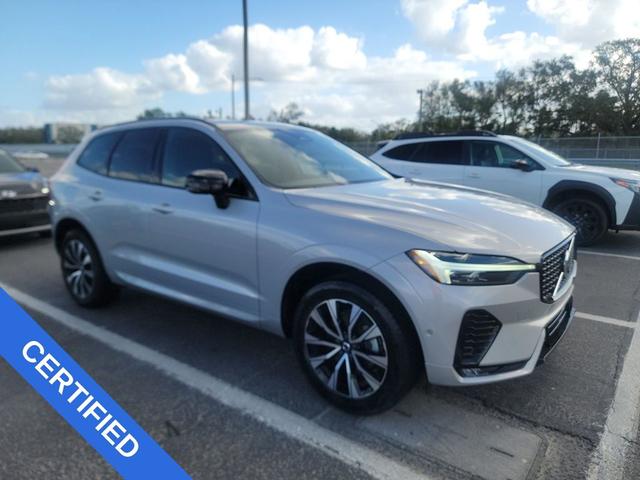 2024 volvo xc60 b5 plus dark theme